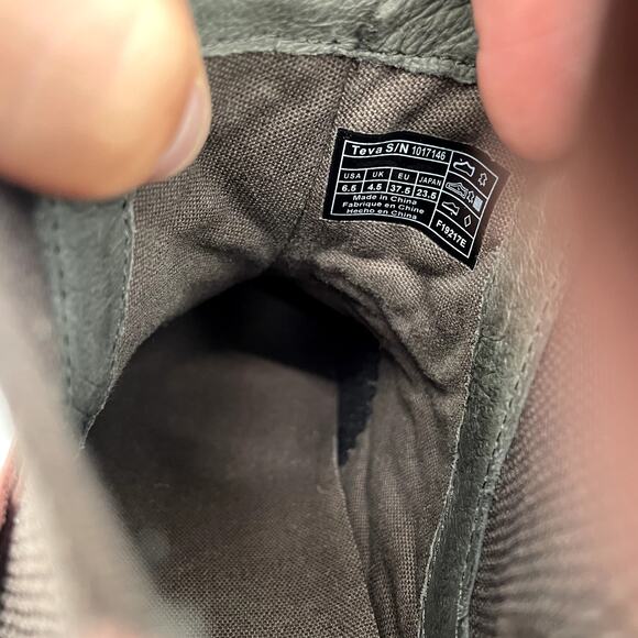 Teva Booties // De La Vina Dos Chelsea Boot in Redwood // 6.5 - Picture 9 of 12